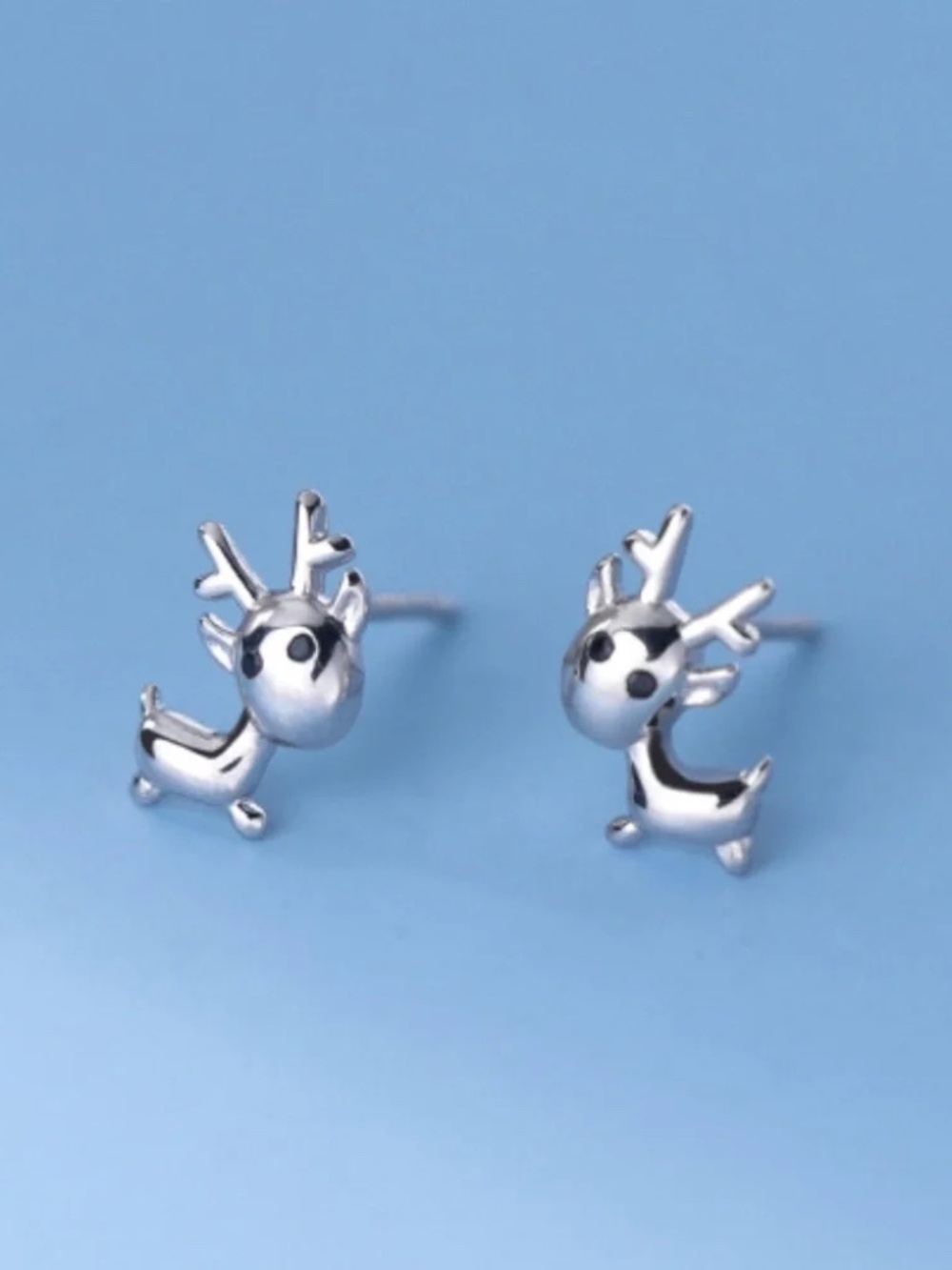 NWT Reindeer Earrings Christmas Holiday Jewelry Gift Present Daughter Mom Aunt